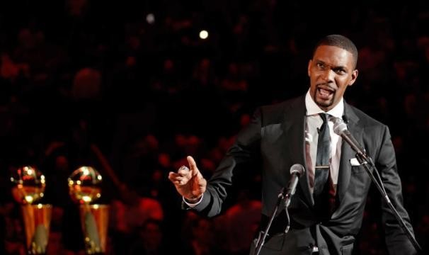 开云APP-即将迈入名人堂！波什的生涯就是NBA长人演变史