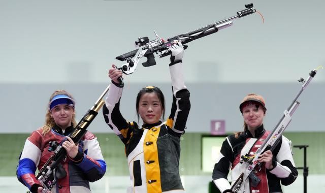 开云体育下载-“清华学霸”杨倩射落开门红：中国最年轻的奥运首金